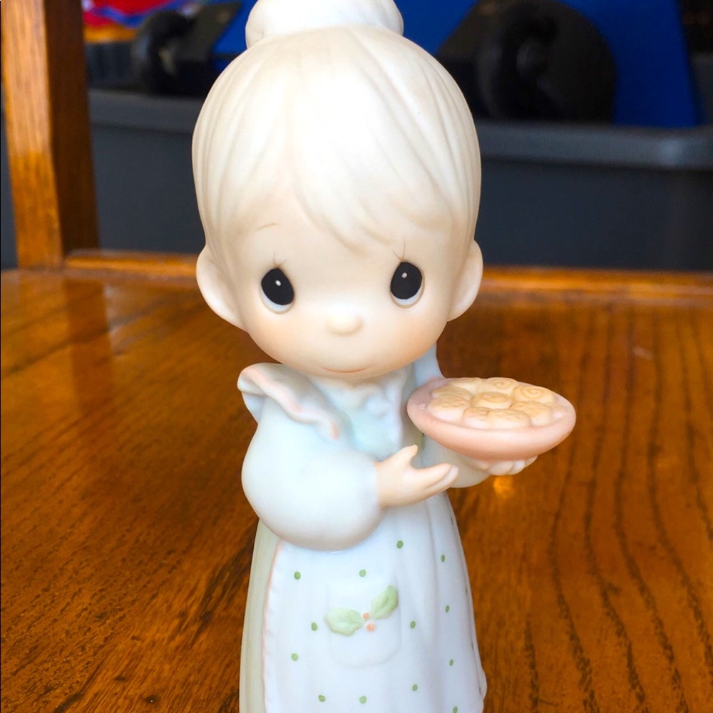 Precious Moments may you have the sweetest Christmas porcelain figurine